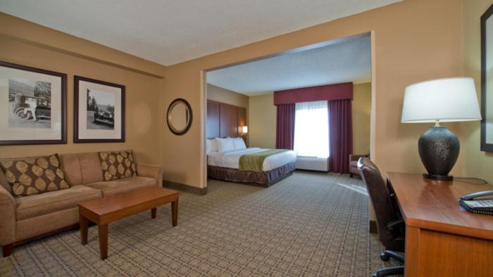 Russell Inn And Suites Starkville Eksteriør bilde